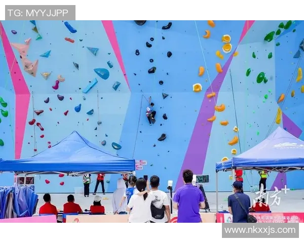 北京攀岩队团队协作引发热议探讨攀岩运动中的合作与竞争关系